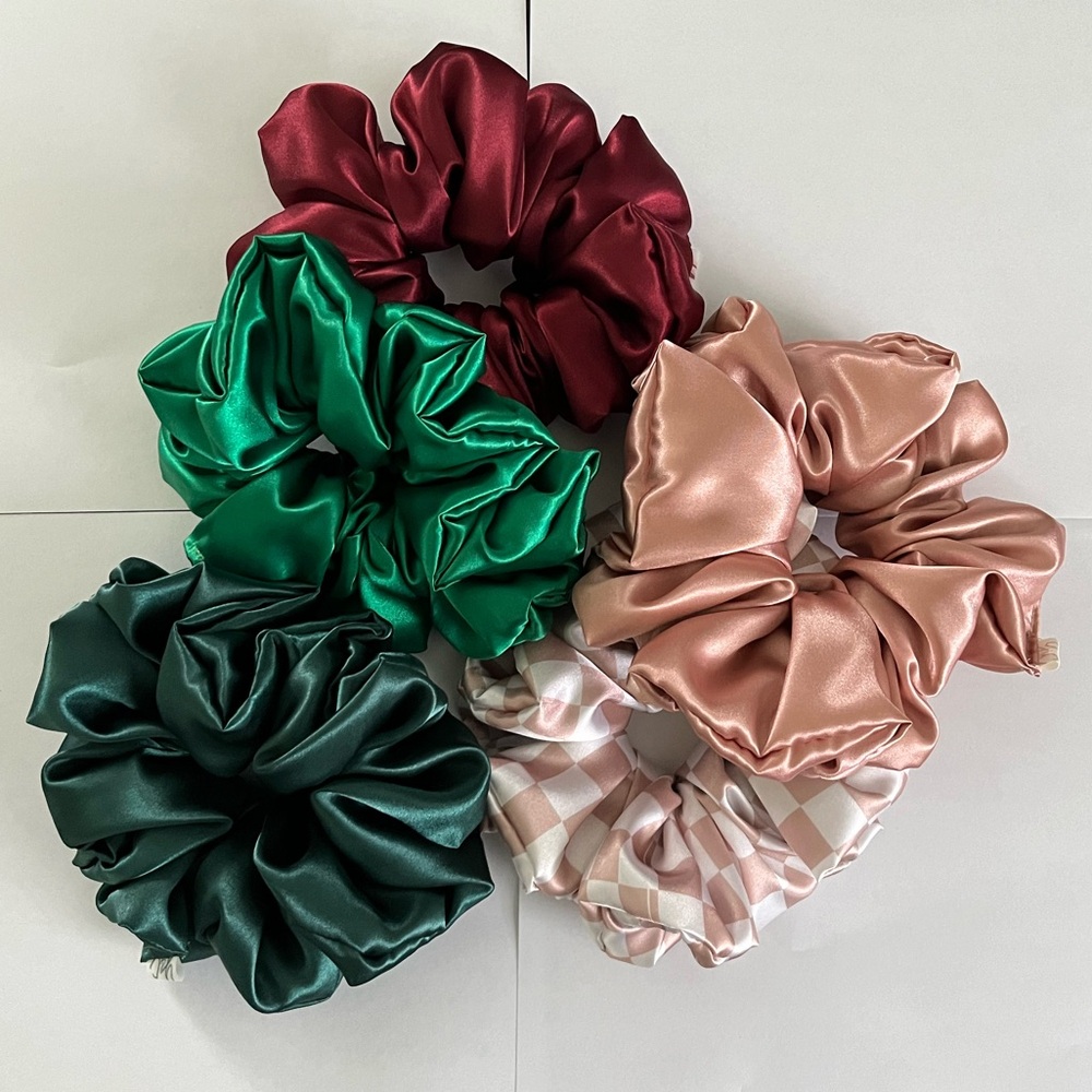 5 XXL scrunchies bundle